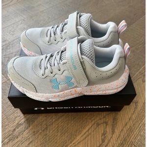 UA Little Girl Assert Shoes, never worn